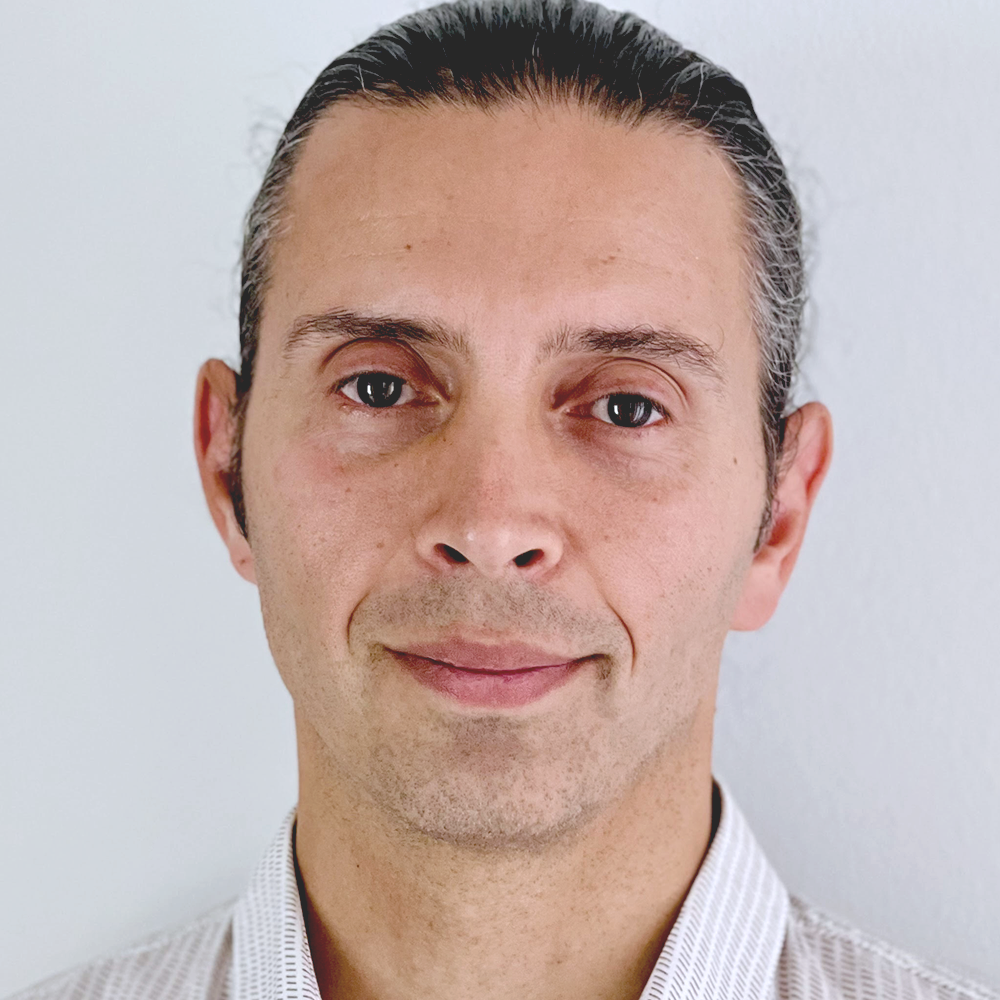 Alex Haitoglou portrait